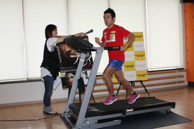 猫、走る！『プレイ-獲物-』PRイベントフォトギャラリー（5枚目）