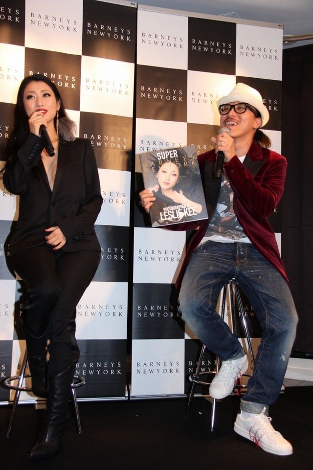 壇蜜、素肌にジャケットのみ！フォトギャラリー（14枚目）