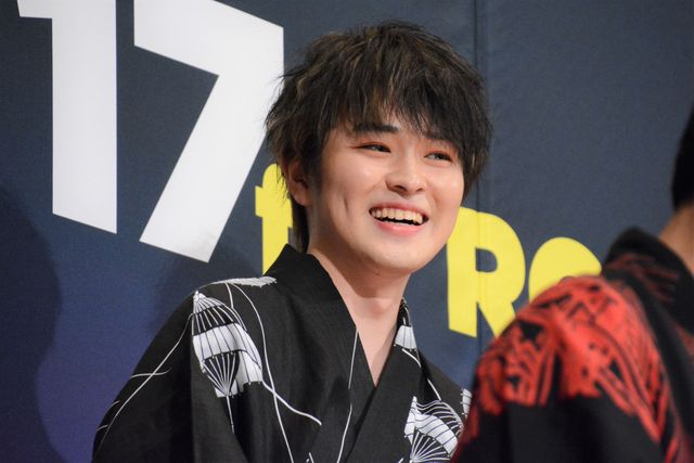 小芝風花、松本まりか、毎熊克哉ら黒の浴衣で登場！『妖怪シェアハウス』映画版で闇落ちイメージ（12枚目）