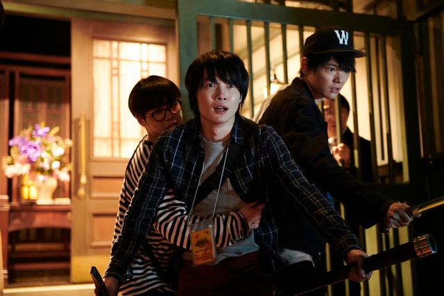 ＜18枚＞浜辺美波、ファッションも可愛すぎる！『屍人荘の殺人』より（7枚目）