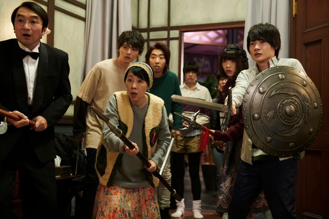 ＜18枚＞浜辺美波、ファッションも可愛すぎる！『屍人荘の殺人』より（8枚目）