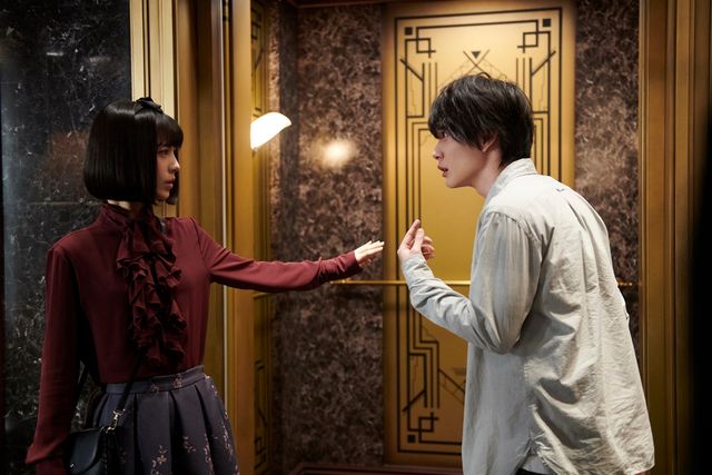 ＜18枚＞浜辺美波、ファッションも可愛すぎる！『屍人荘の殺人』より（9枚目）