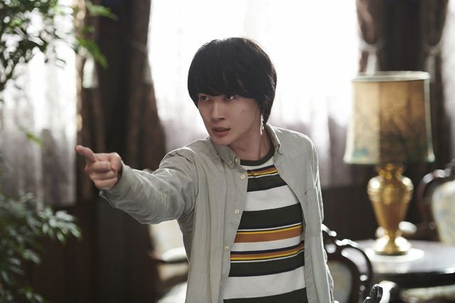 ＜18枚＞浜辺美波、ファッションも可愛すぎる！『屍人荘の殺人』より（11枚目）