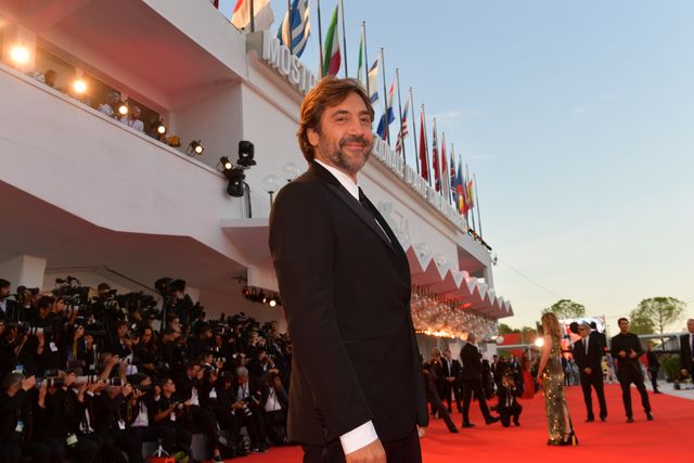 ジェニファー・ローレンス、美しいフローラルドレスで魅了！（9枚目）