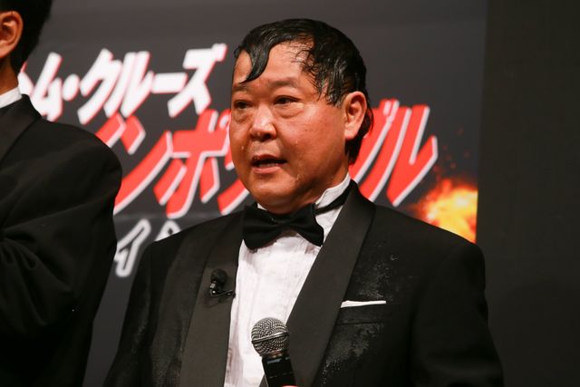 ダチョウ倶楽部、美人ボクサーの生脚にムッシュムラムラ！フォトギャラリー（11枚目）