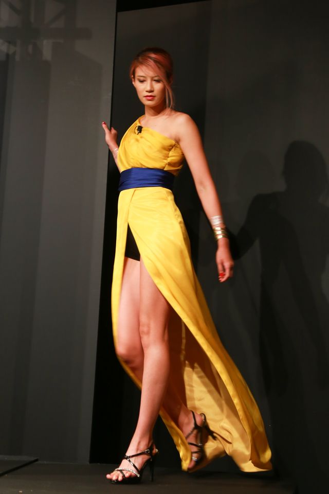 ダチョウ倶楽部、美人ボクサーの生脚にムッシュムラムラ！フォトギャラリー（12枚目）