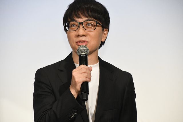 “実写版・草太”松村北斗も登壇！キャスト集結『すずめの戸締まり』初日舞台あいさつ（9枚目）