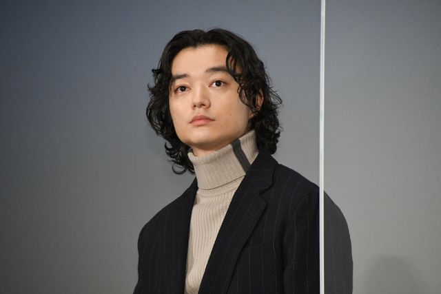 “実写版・草太”松村北斗も登壇！キャスト集結『すずめの戸締まり』初日舞台あいさつ（12枚目）