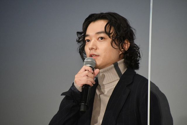 “実写版・草太”松村北斗も登壇！キャスト集結『すずめの戸締まり』初日舞台あいさつ（18枚目）