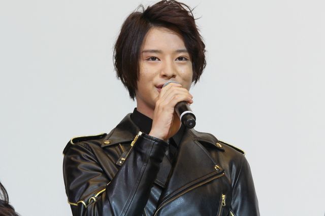 『獣電戦隊キョウリュウジャーVSゴーバスターズ 恐竜大決戦!さらば永遠の友よ』初日舞台あいさつフォトギャラリー（2枚目）