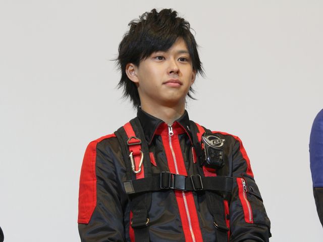 『獣電戦隊キョウリュウジャーVSゴーバスターズ 恐竜大決戦!さらば永遠の友よ』初日舞台あいさつフォトギャラリー（9枚目）