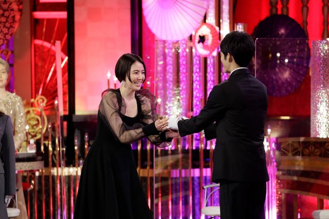 美の競演！長澤まさみら女優たちの華やかなドレス姿（22枚目）