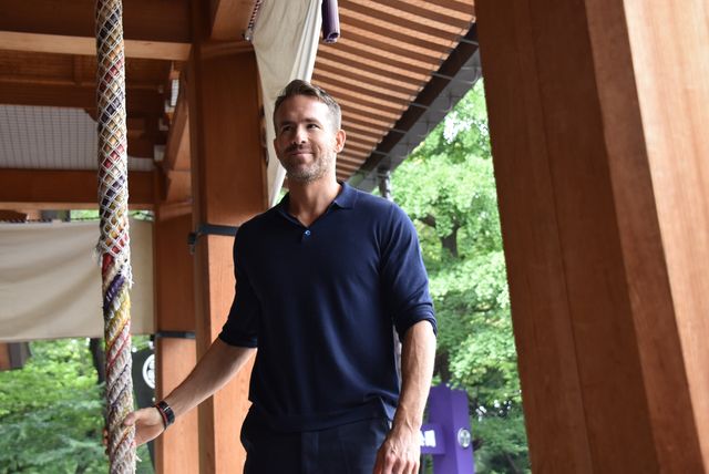 『デッドプール2』ライアン・レイノルズ、日本のデップーコスプレイヤーと対面！（9枚目）