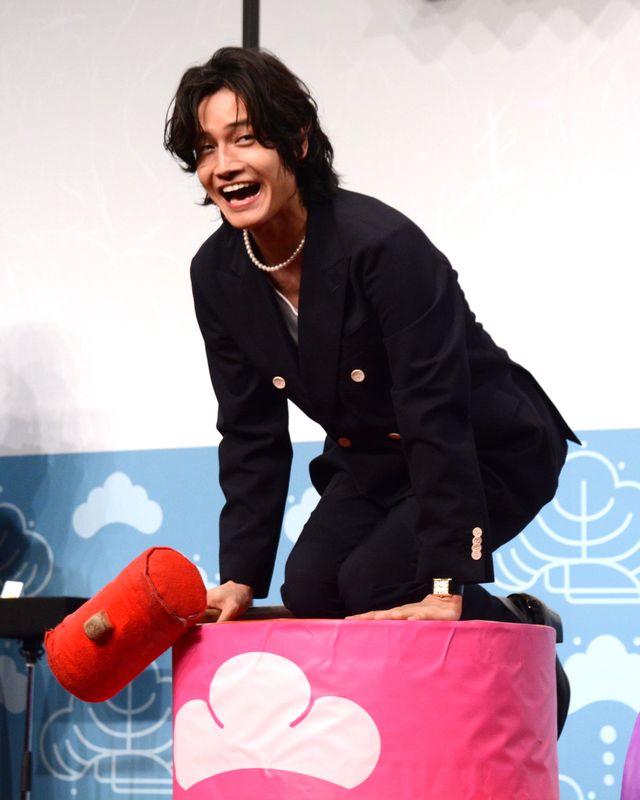 Aぇ! group＆西村拓哉が登壇『映画　おそ松さん　人類クズ化計画!!!!!?』完シェー報告会（6枚目）