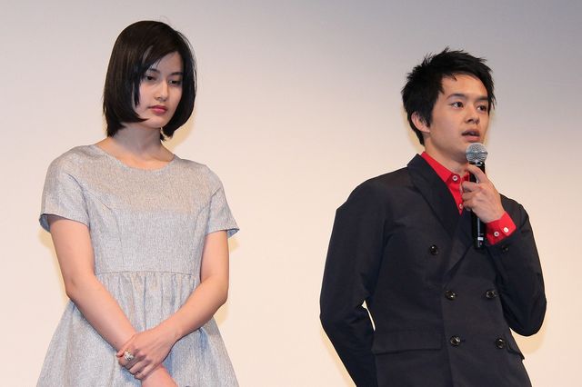 橋本愛、満面の笑み！映画『大人ドロップ』完成披露試写会（4枚目）