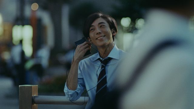 高橋一生が白髪交じりの父親に！「dヒッツ」新CM「娘の帰り」篇（3枚目）