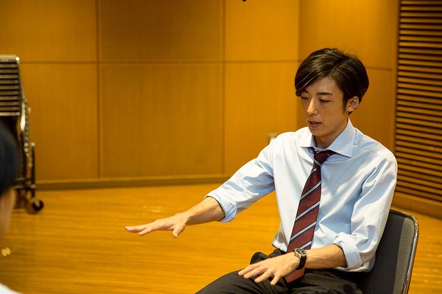 高橋一生が白髪交じりの父親に！「dヒッツ」新CM「娘の帰り」篇（14枚目）