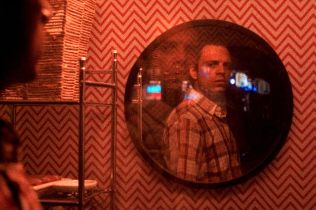 『顔を捨てた男』場面写真