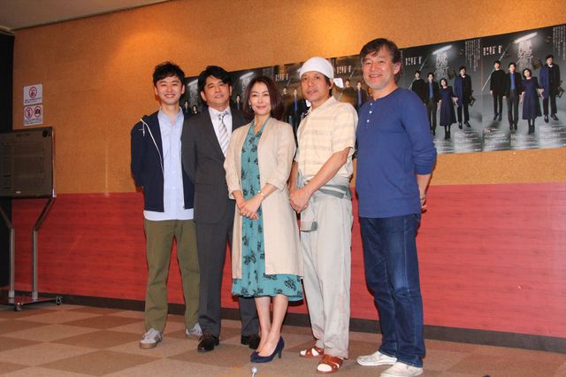 萩原聖人「最初は先輩ヅラしてたが…」中山美穂に舌を巻く！舞台「魔術」会見【フォトギャラリー】（5枚目）