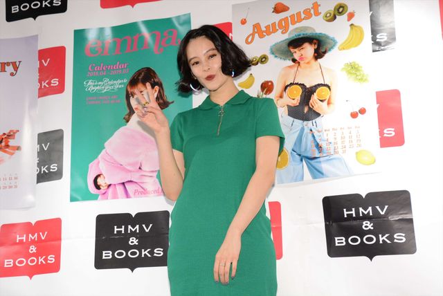 さすがモデル！“おしゃれ番長”emma、レトロ＆ポップ！【14枚】（7枚目）