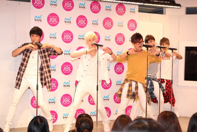 武田梨奈とBEE SHUFFLE、全身タイツで原宿の練り歩き罰ゲームが決定！　画像ギャラリー（2枚目）