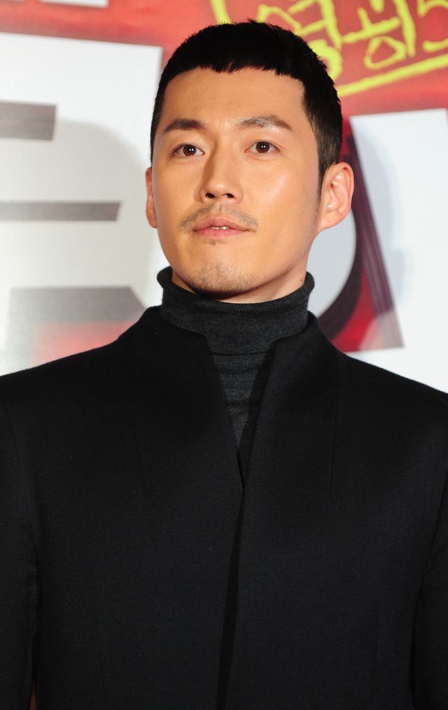 BEASTとチャン・ヒョク、ユン・ドゥジュンの応援に　『家門の帰還』VIP試写会出席＜韓国JPICTURES＞（2枚目）