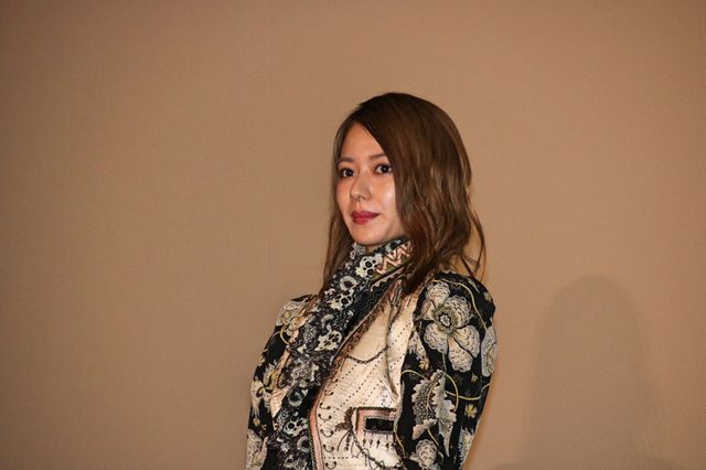 坂口健太郎＆佐久間由衣＆山本舞香、めっちゃ仲良し！『劇場版　ファイナルファンタジーXIV 光のお父さん』大ヒット御礼舞台あいさつ（4枚目）