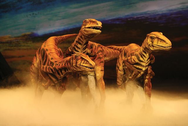 「WALKING WITH DINOSAURS」場面写真ギャラリー（6枚目）