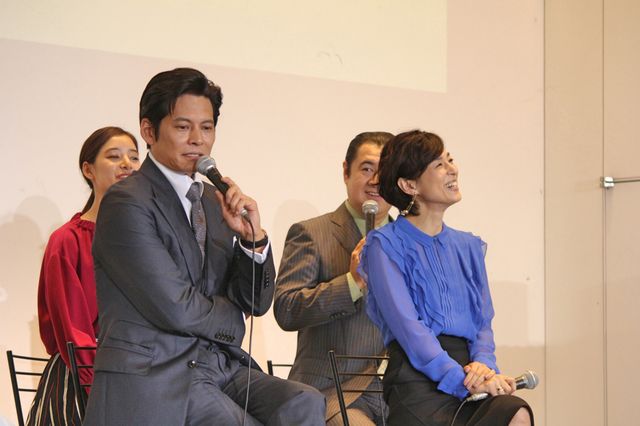 織田裕二、中島裕翔ら月9ドラマ「SUITS/スーツ」記者会見（8枚目）