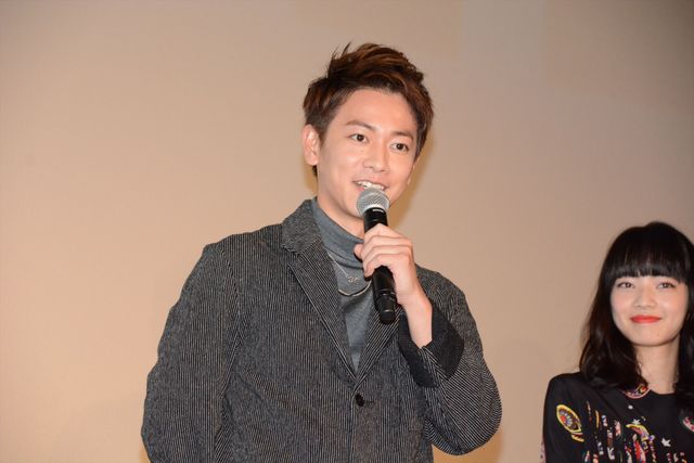 佐藤健への愛が止まらない！神木隆之介の禁断の隠し撮り？『バクマン。』大ヒット舞台あいさつ（16枚目）