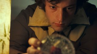 嫌われ教師の秘密に大号泣！