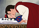 キスする白雪姫と王子