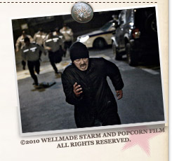 『哀しき獣』©2010 WELLMADE STARM AND POPCORN FILM ALL RIGHTS RESERVED.